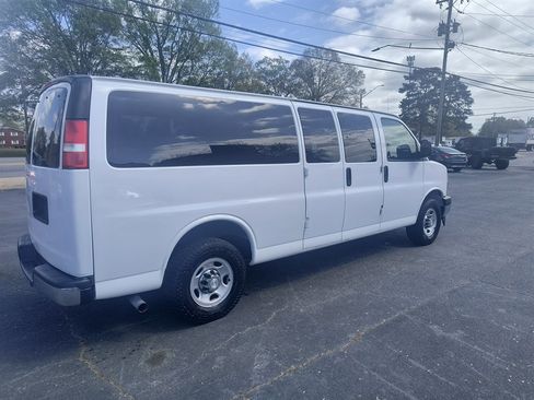 Used 2019 Chevrolet Express 3500 LT w/ LT Preferred Equipment Group RWD image 5