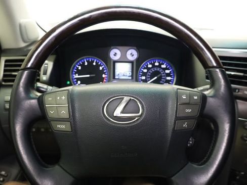 Used 2009 Lexus LX 570 4WD image 17