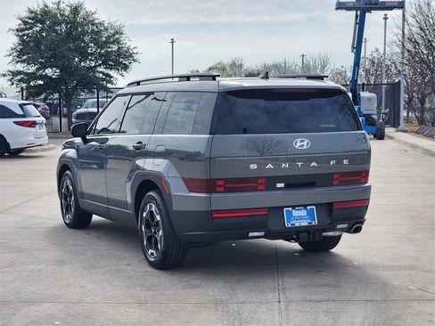 Used 2025 Hyundai Santa Fe SEL image 7