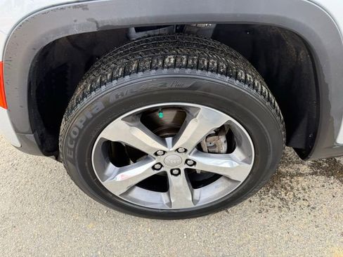 Used 2021 Jeep Grand Cherokee L Limited image 15