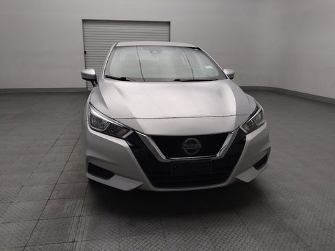 Used 2021 Nissan Versa SV FWD image 14