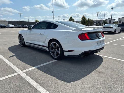 Used 2022 Ford Mustang GT Premium w/ GT Performance Package RWD image 3