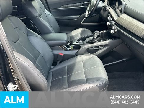 Used 2023 Kia Telluride EX w/ EX Captain's Chair Package FWD image 15