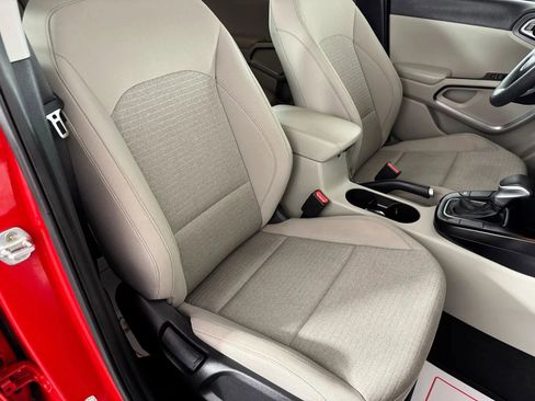 Used 2020 Kia Soul S FWD image 32