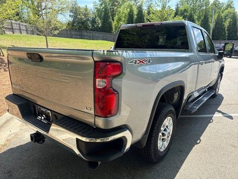 Used 2025 Chevrolet Silverado 2500 LT w/ Convenience Package AWD/4WD image 7