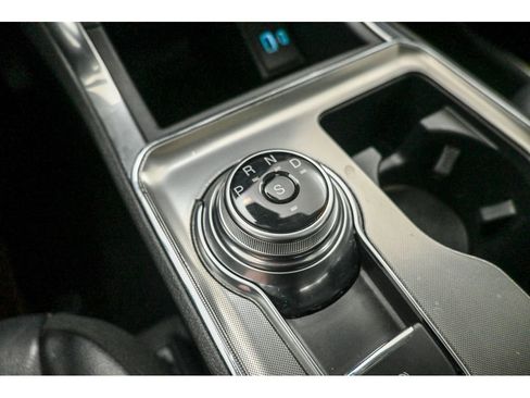 Used 2022 Ford Edge Titanium w/ Class II Trailer Tow Package image 14