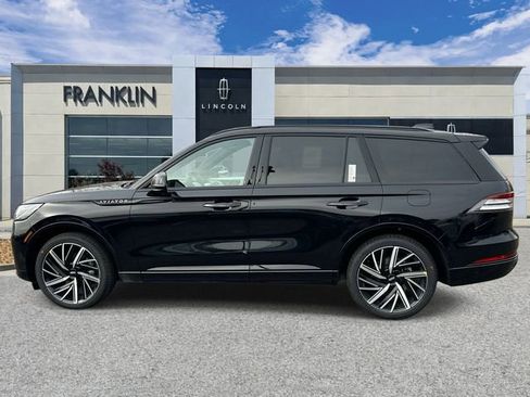 New 2026 Lincoln Aviator Black Label w/ Jet Appearance Package AWD/4WD image 4