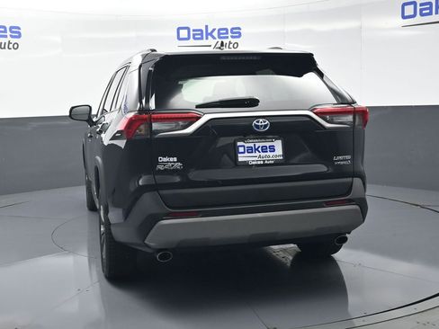 Used 2023 Toyota RAV4 Limited AWD/4WD image 7