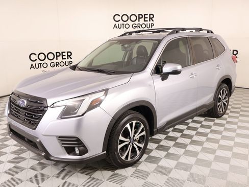 Used 2024 Subaru Forester Limited AWD/4WD image 10