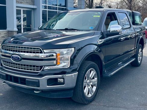 Used 2018 Ford F150 Lariat image 2
