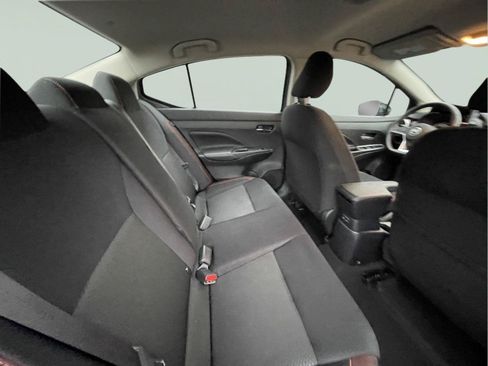 Used 2021 Nissan Versa SR FWD image 22