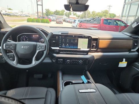 New 2026 Chevrolet Silverado 2500 High Country w/ High Country Premium Package AWD/4WD image 15