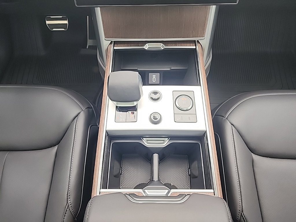 New 2027 Land Rover Range Rover SE AWD/4WD image 23