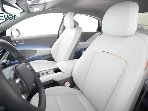 Used 2025 Hyundai Ioniq 6 SEL RWD image 4
