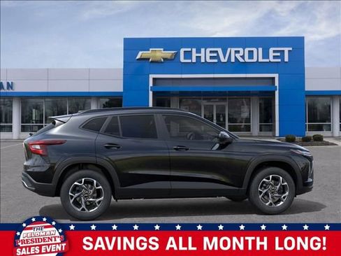 New 2026 Chevrolet Trax LT image 5