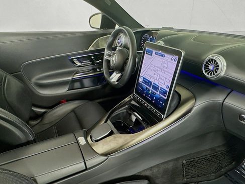 Certified 2022 Mercedes-Benz SL 63 AMG 4MATIC image 17