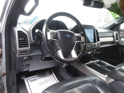 Used 2022 Ford F350 Platinum image 26
