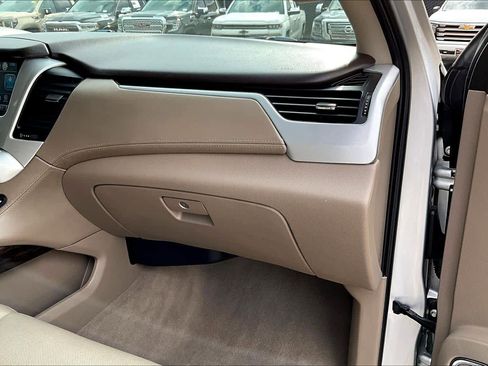 Used 2020 GMC Yukon SLT w/ Open Road Package image 18