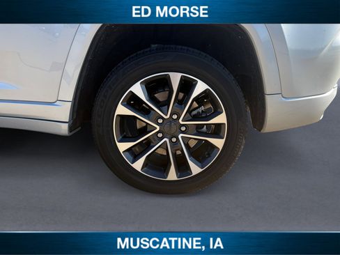 Used 2023 Jeep Grand Cherokee Overland w/ Luxury Tech Group IV image 14