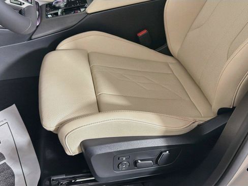 New 2026 BMW X3 xDrive30i w/ Premium Package AWD/4WD image 19