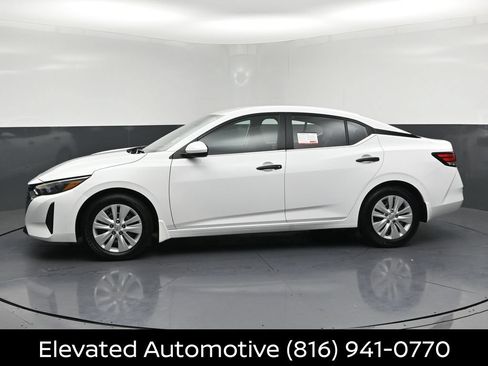 Certified 2025 Nissan Sentra S FWD image 2