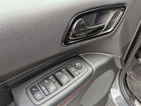 Used 2024 Dodge Durango R/T w/ Blacktop Package image 11