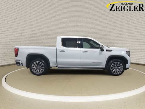 New 2026 GMC Sierra 1500 Denali w/ Denali Reserve Package image 4