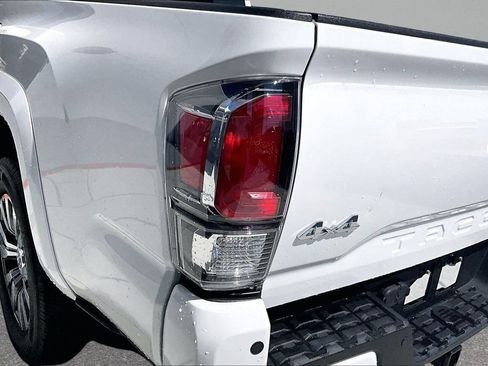 Certified 2023 Toyota Tacoma Limited AWD/4WD image 24
