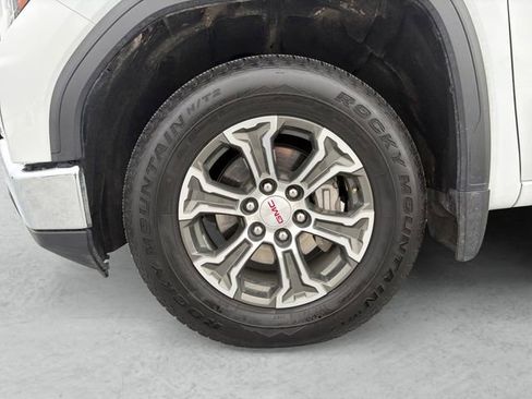 Certified 2024 GMC Sierra 1500 SLT image 23