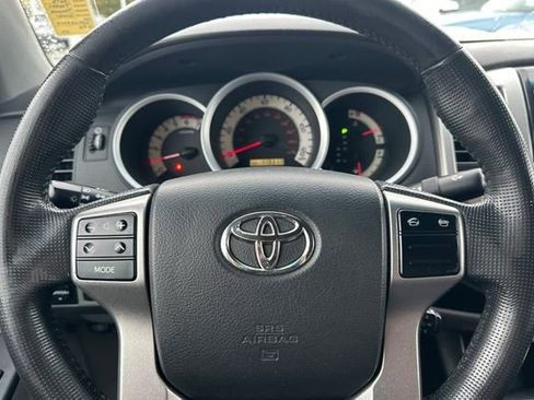 Used 2013 Toyota Tacoma PreRunner w/ TRD Sport Pkg image 24