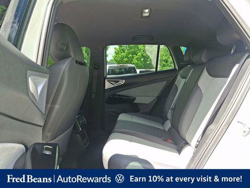 Certified 2024 Volkswagen ID.4 Pro AWD/4WD image 14