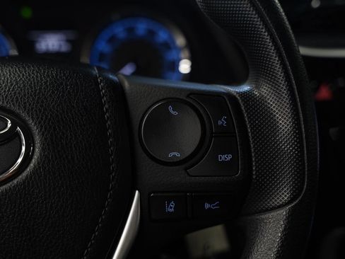 Used 2019 Toyota Corolla LE FWD image 38