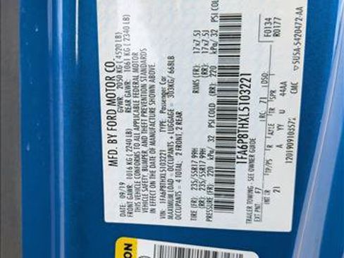 Used 2020 Ford Mustang Coupe image 25