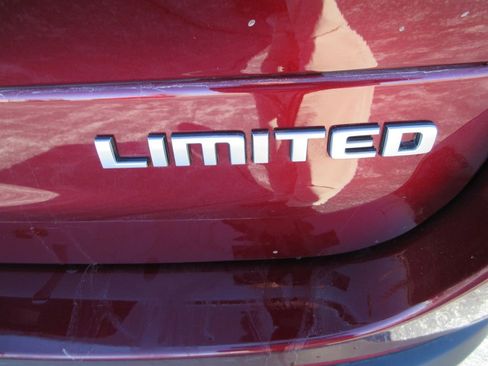 Used 2025 Jeep Grand Cherokee L Limited w/ Trailer Tow Package image 10