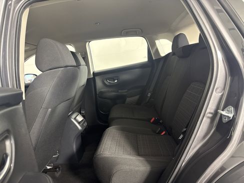 Certified 2025 Honda HR-V LX image 18