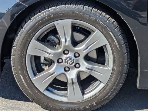 Used 2020 Toyota Sienna SE w/ Carpet Mat Package image 14