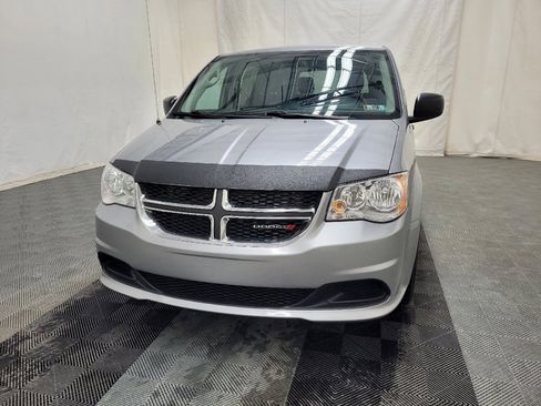 Used 2019 Dodge Grand Caravan SE image 15