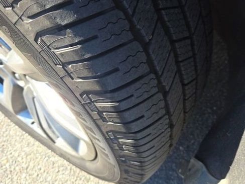 Used 2017 Chevrolet Suburban Premier image 15