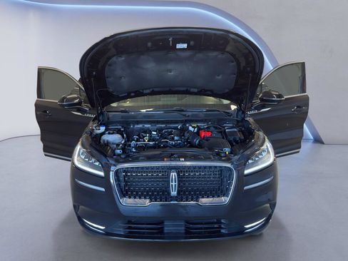 Used 2021 Lincoln Corsair Reserve AWD/4WD image 10