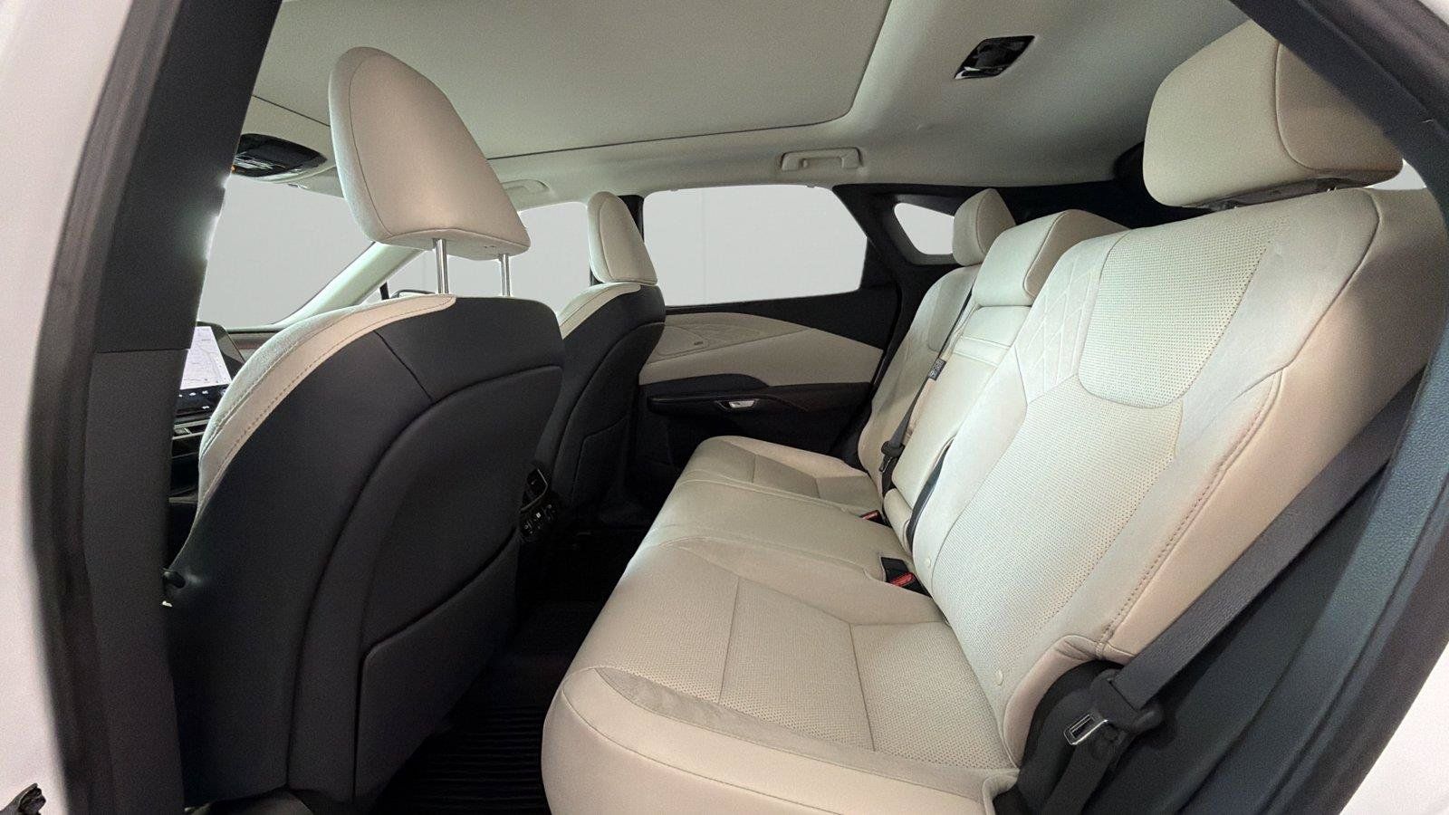 Used 2023 Lexus RX 350 FWD w/ Cold Area Package image 11