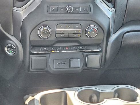 Used 2023 Chevrolet Silverado 1500 Custom image 25