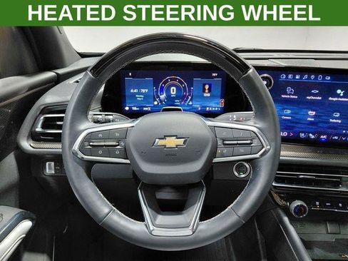 Used 2025 Chevrolet Traverse High Country w/ LPO, Floor Liner Package AWD/4WD image 8
