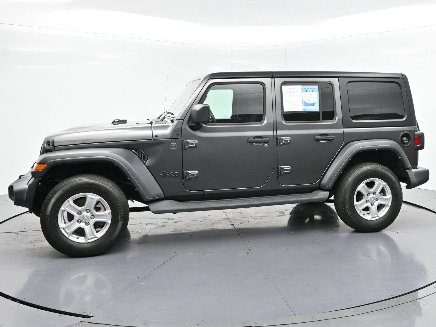 Used 2022 Jeep Wrangler Unlimited Sport AWD/4WD image 4
