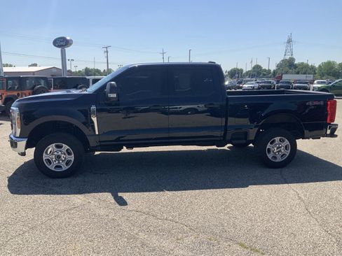 Used 2025 Ford F250 XLT AWD/4WD image 7