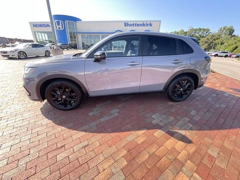 Certified 2024 Honda HR-V Sport image 29