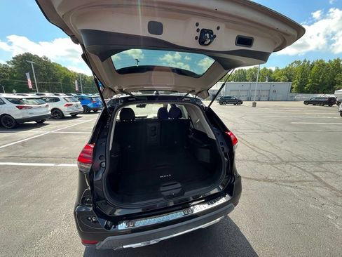 Used 2019 Nissan Rogue S w/ Special Edition Package AWD/4WD image 12