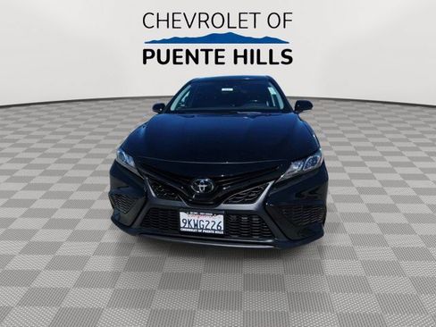 Used 2022 Toyota Camry SE w/ Convenience Package FWD image 3