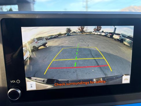 Used 2024 Toyota Tacoma TRD Off-Road image 13