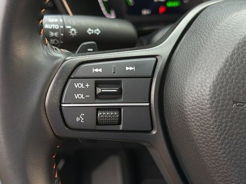 Used 2026 Honda CR-V Sport-L image 17