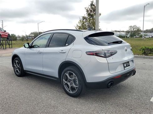 New 2025 Alfa Romeo Stelvio Sprint w/ Convenience Package image 3